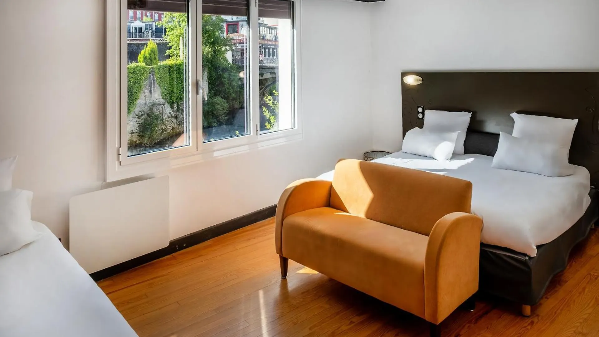 Appartements Vinuales Лурд Франция