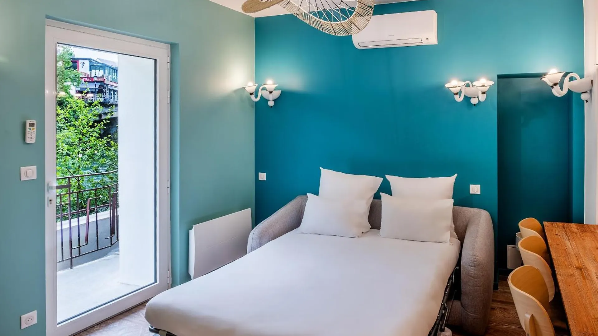 Апартаменты Appartements Vinuales Лурд